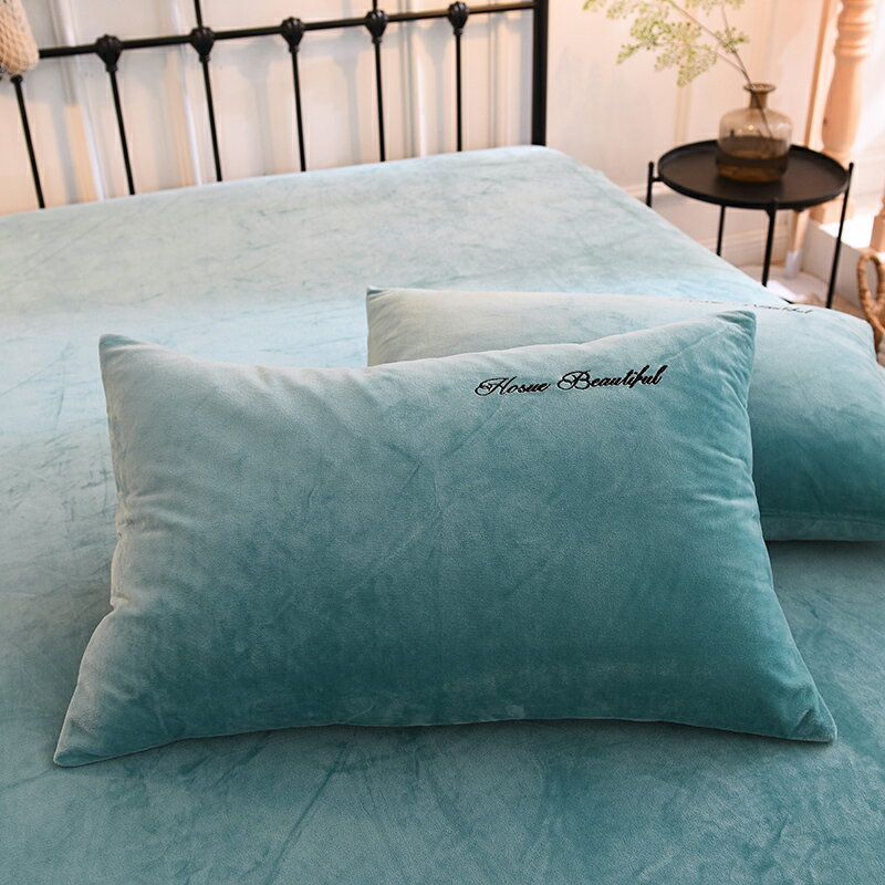 北極絨寶寶絨刺繡枕套一對裝枕頭套法蘭絨珊瑚絨冬季加厚枕芯套罩