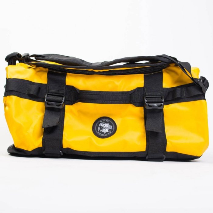 THE NORTH FACE BASE CAMP DUFFEL BAG 