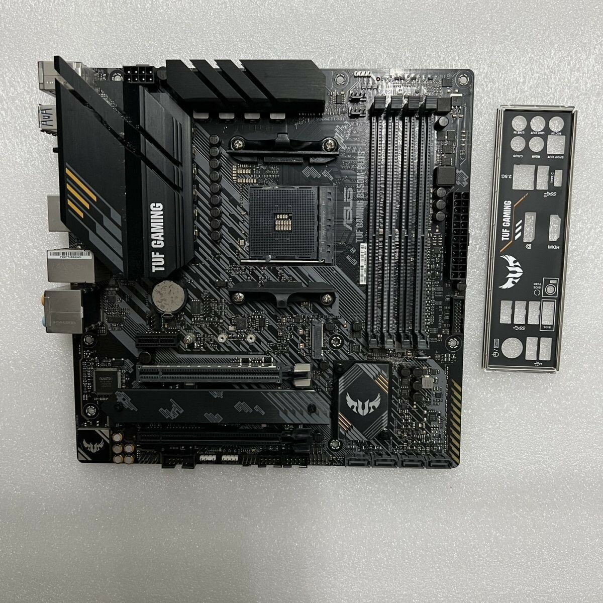 華碩 TUF GAMING B550M-PLUS WIFI 電競主機板 AM4 雙重砲手 超耐久設計 超高速傳輸 強效散熱 組裝電腦推薦