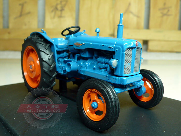 Fordson Power Major - 1958福特森拖拉機車模型沙盤場景 UH 1:43