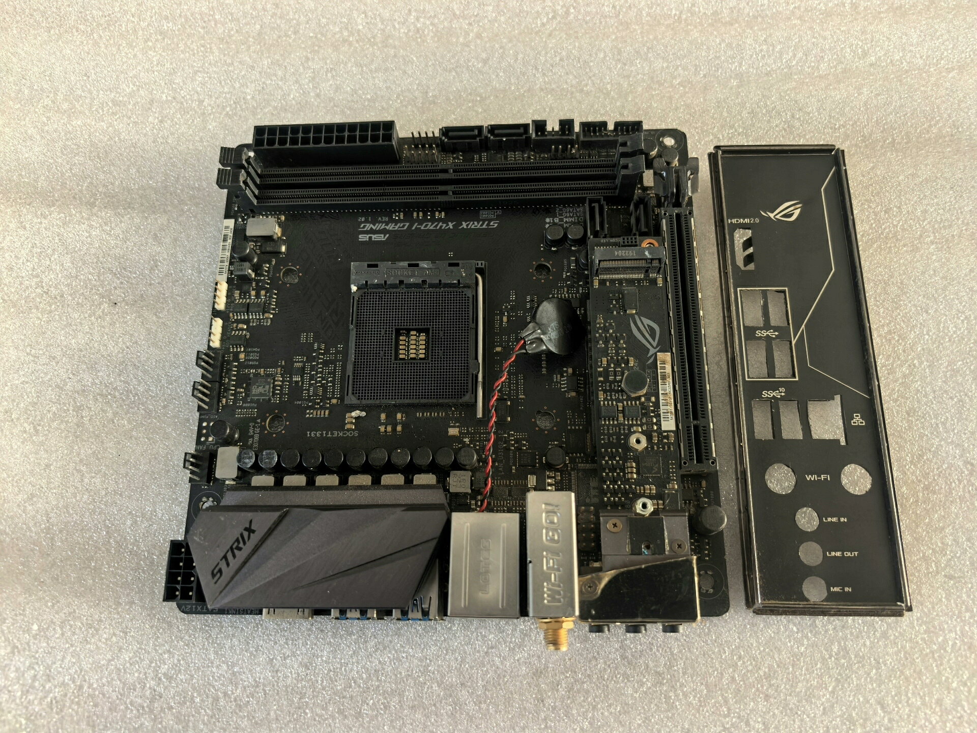 華碩STRIX X470-I GAMING迷你ITX主機板 17x17小尺寸電競主機板 原裝擋板 測試正常無維修紀錄