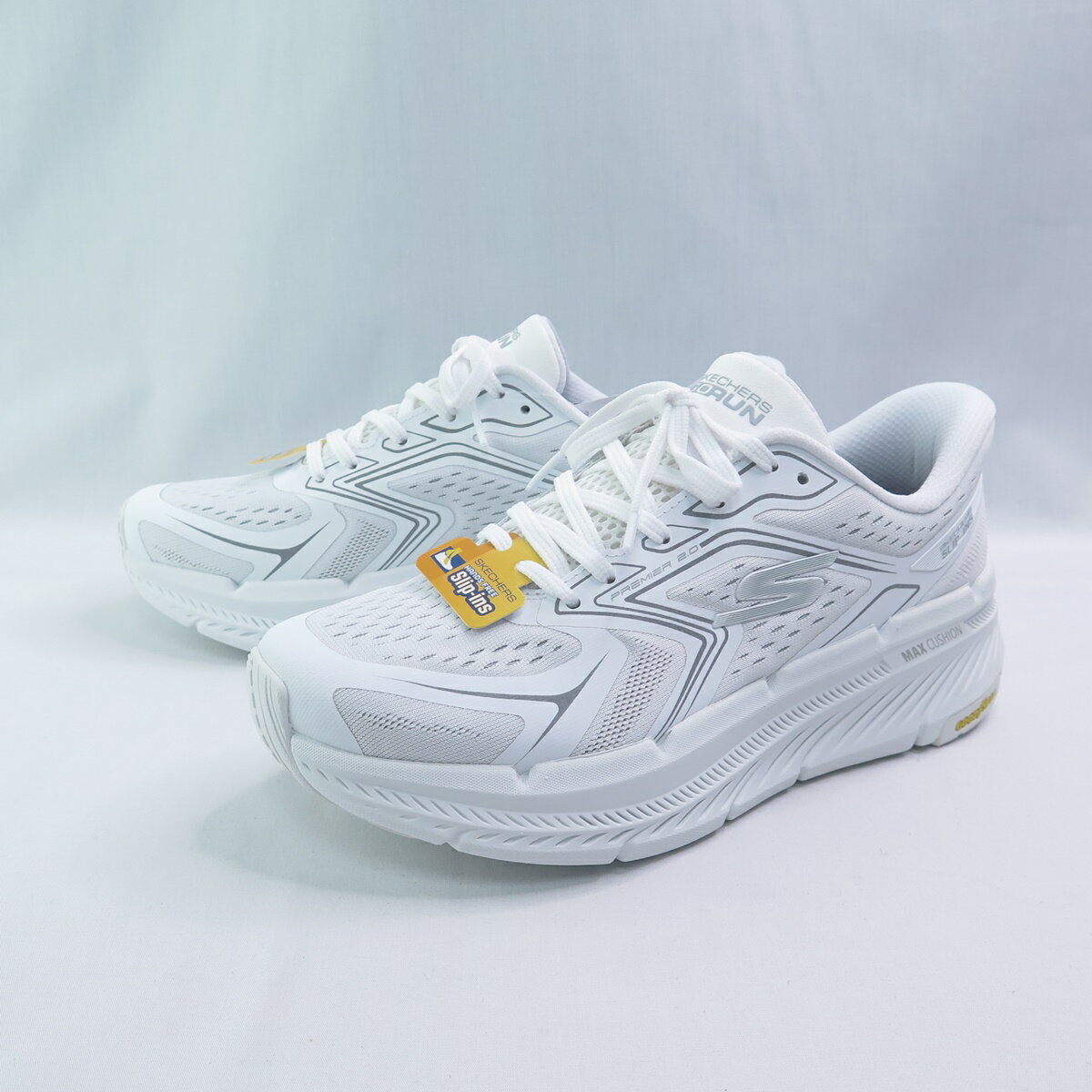 Skechers 220837WHT 男 慢跑鞋 Max Cushioning Premier 2.0 瞬穿 厚底 白