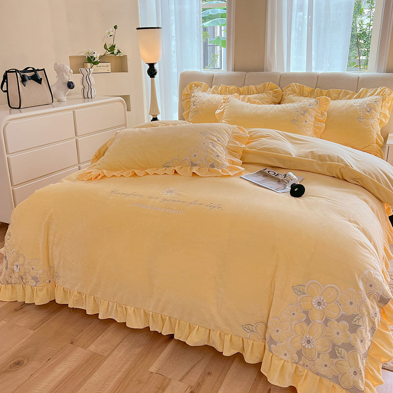 高檔加厚牛奶絨四件套雙面珊瑚絨冬季刺繡花被套床單婚慶婚房床品