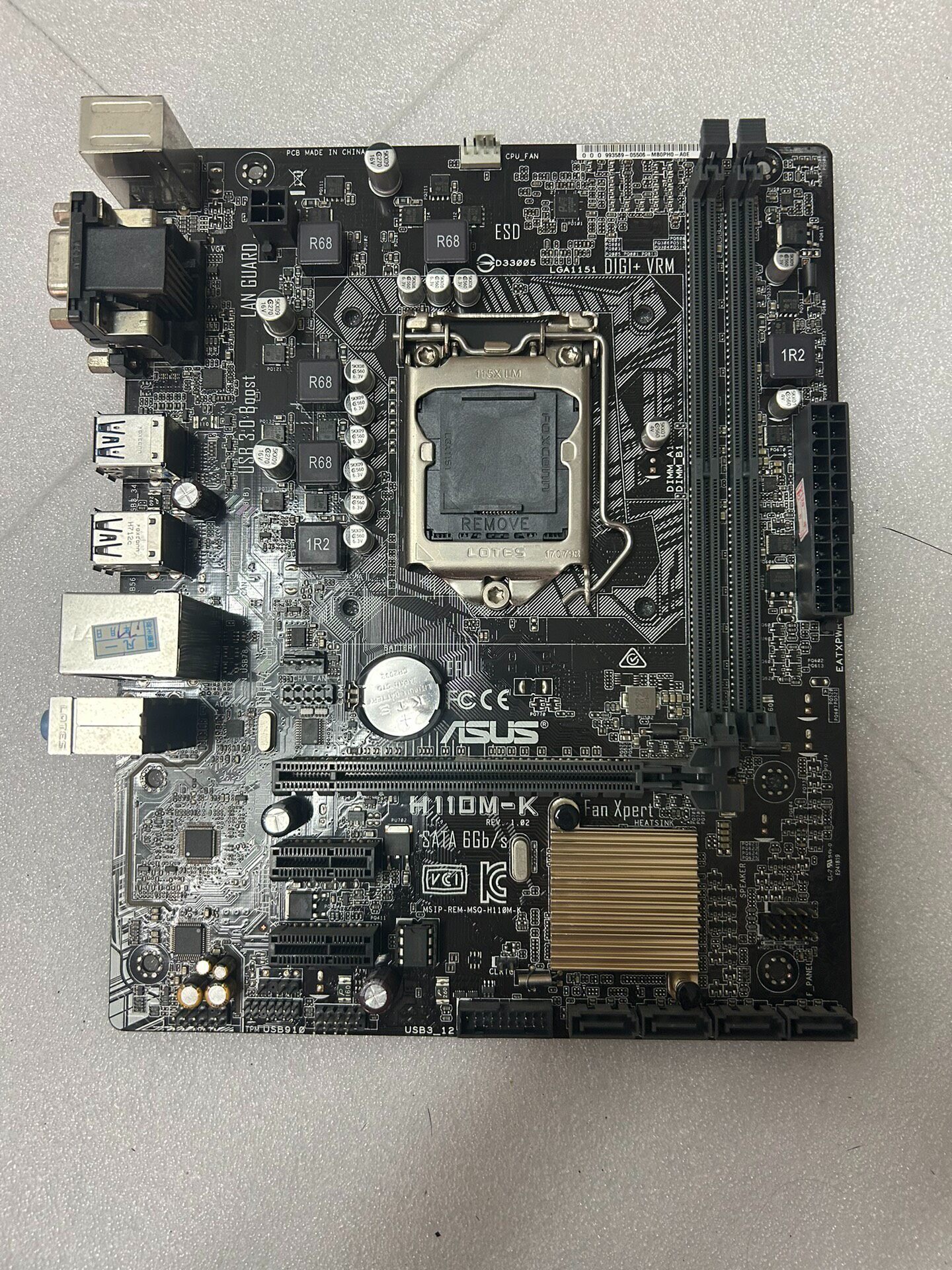 華碩H110M-K 拆機主機板 幾乎全新 支持6-7代CPU 測試良好 主機板 電腦升級 二手主機板 高效能 穩定執行