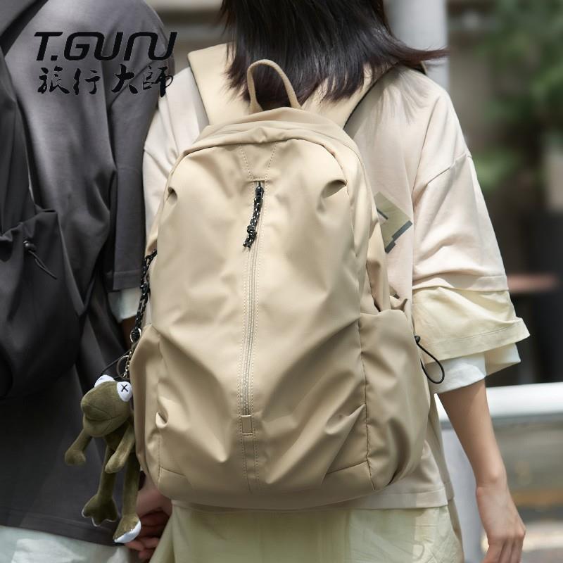 【品牌好評291.6萬+條】旅行大師新款高中生書包女大容量雙肩包大學生簡約旅行揹包電腦包—貼心服飾