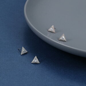三角形耳釘女925純銀小巧精致簡約鋯石耳環睡覺不用摘耳飾