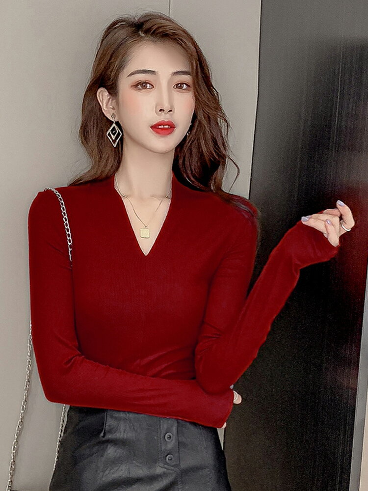 打底衫女裝春裝新款性感洋氣V領百搭上衣女修身顯廋內搭T恤潮1入
