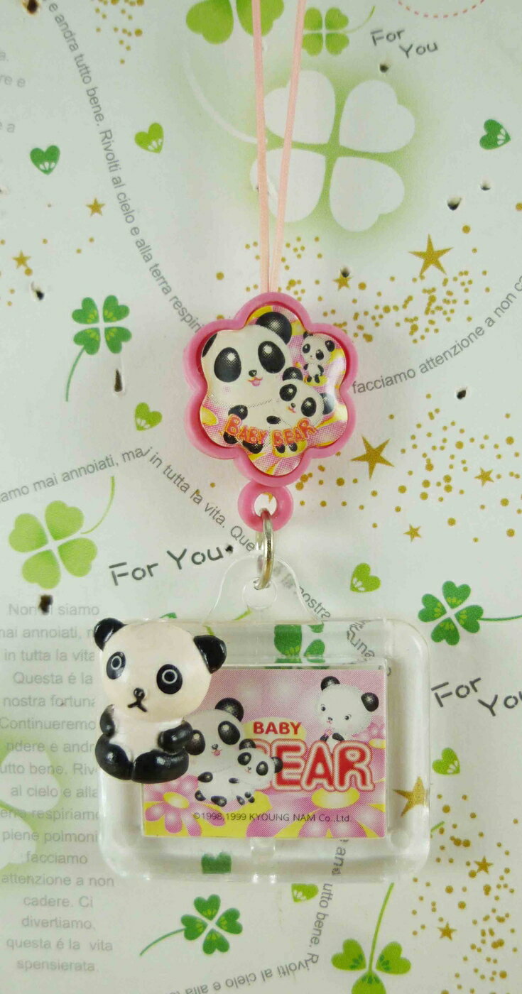 【震撼精品百貨】San-X動物家族 熊貓 手機吊飾-熊貓(相框) 震撼日式精品百貨