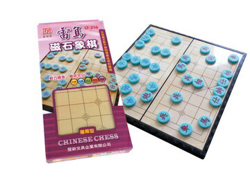 雷鳥   LT-316  磁石象棋 / 付