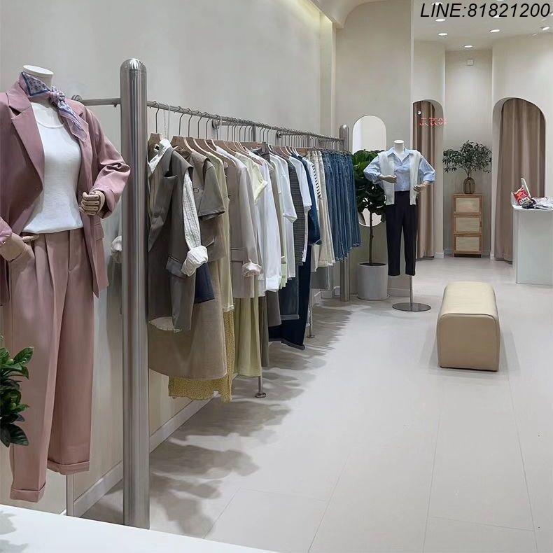 免運/速發 開立發票 服裝店展示架上墻不銹鋼創意掛衣貨架女裝店男裝店陳列架高檔商場 支援訂製