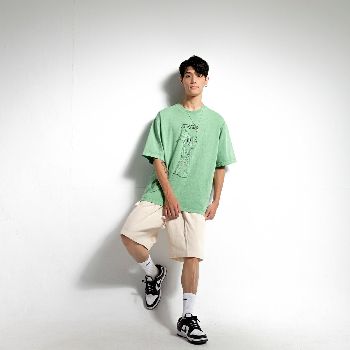【JPG】韓國正品 抽繩短褲 休閒百搭短褲 ( 兩色可選) 7