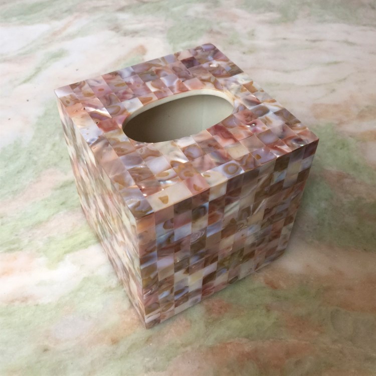 家居工藝品貝殼紙巾盒高檔正方形彩貝抽紙盒擺件創意飾品廠家現貨