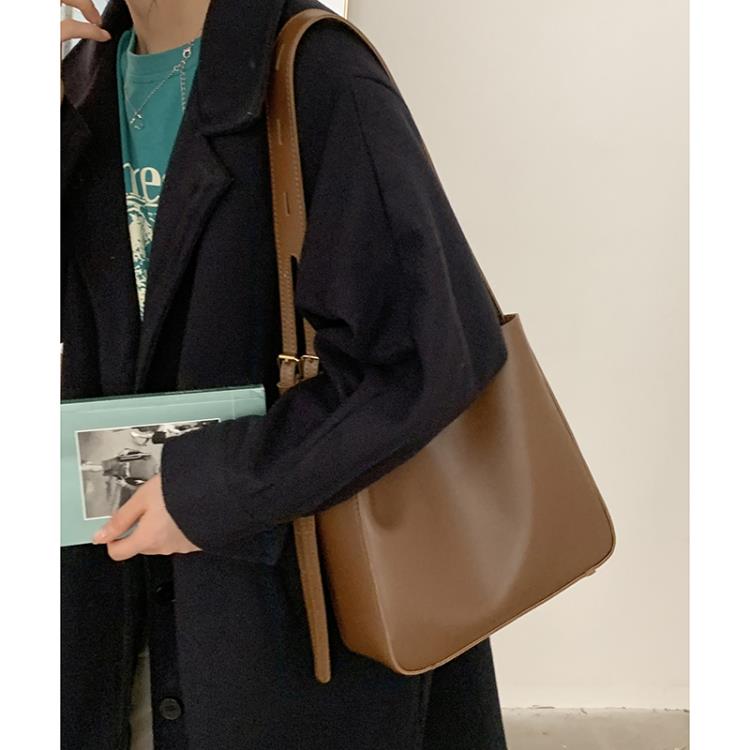 復古水桶包包女2021新款潮時尚韓國腋下包百搭休閒大容量斜背包 雙十二特惠