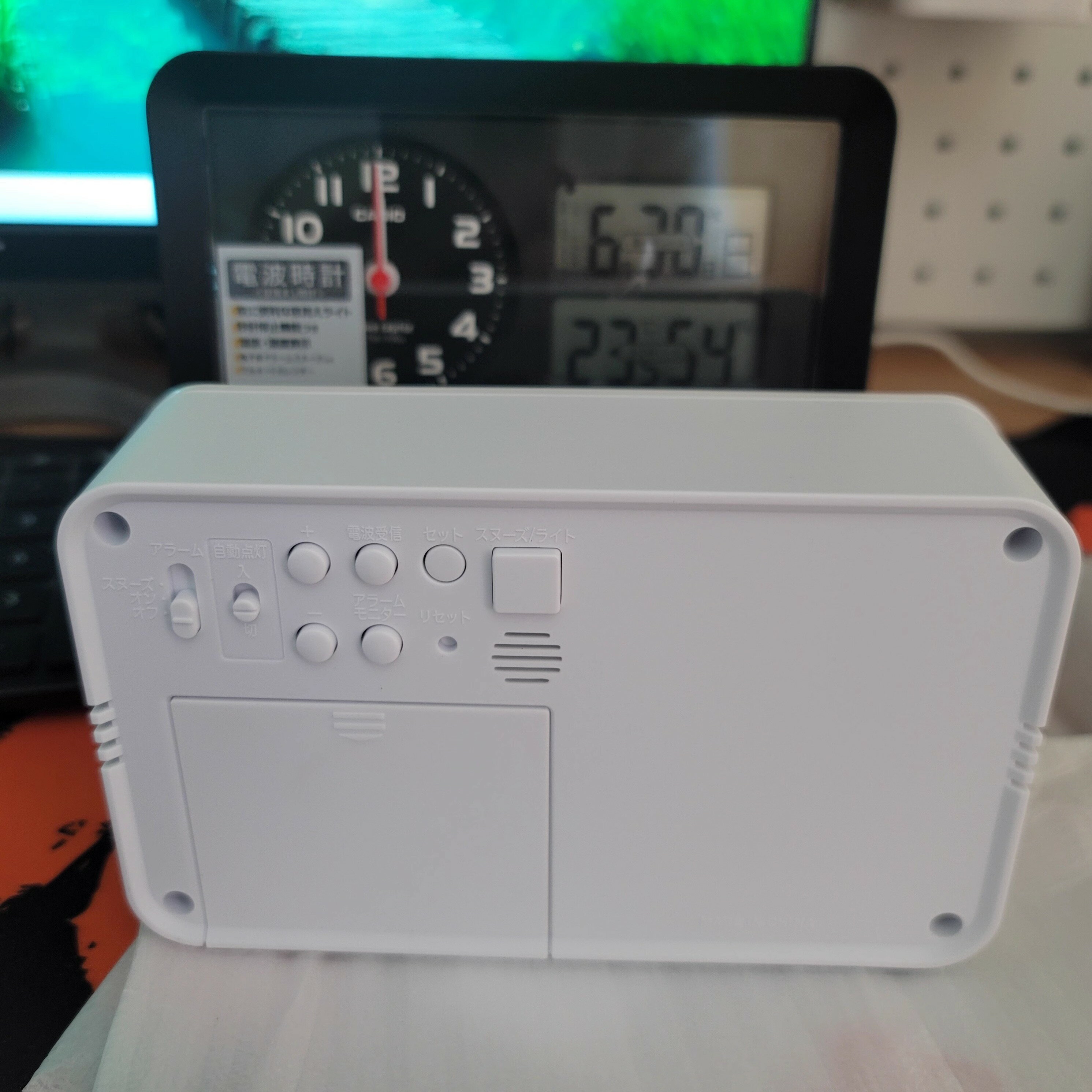 日本代購CASIO卡西歐電波鬧鐘鬧表萬年歷自動亮燈京時溫濕度170NJ