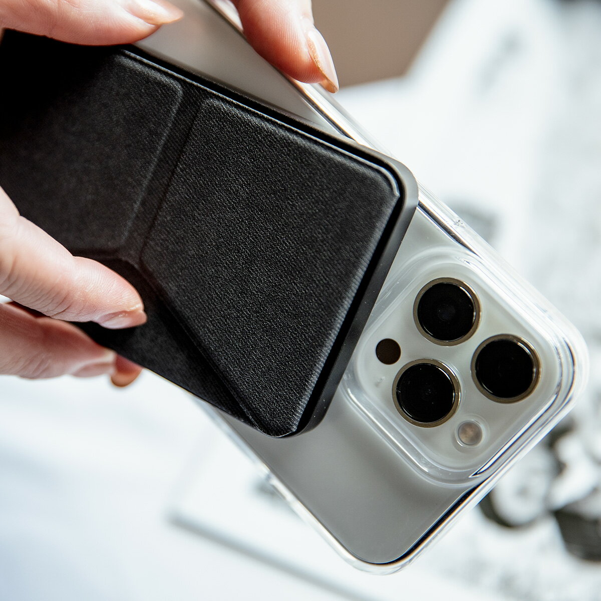 BEZALEL iPhone13系列 MagSafe 抗菌透明保護殼 現貨 3