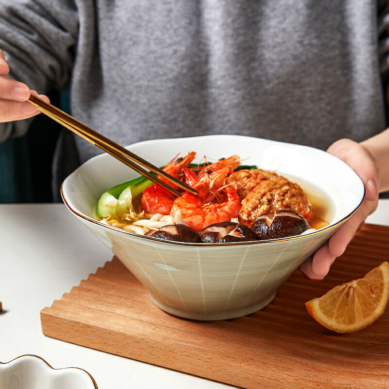 桑墨日式陶瓷金邊大號湯碗簡約創意單個拌面碗北歐家用8英寸斗笠