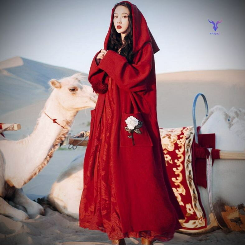 沙漠拍照紅斗篷衣服酒紅色披風西藏敦煌旅游度假復古連帽風衣外套