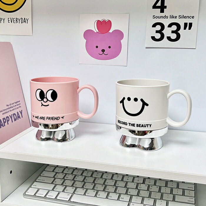 [Hare.D]現貨 銀底 微笑 漱口杯 牙刷杯 住宿 宿舍用品 開學 牙刷杯 洗漱杯