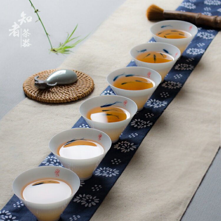 手繪魚兒斗笠杯陶瓷功夫茶具品茗杯創意青花茶杯茶盞手工茶碗百搭