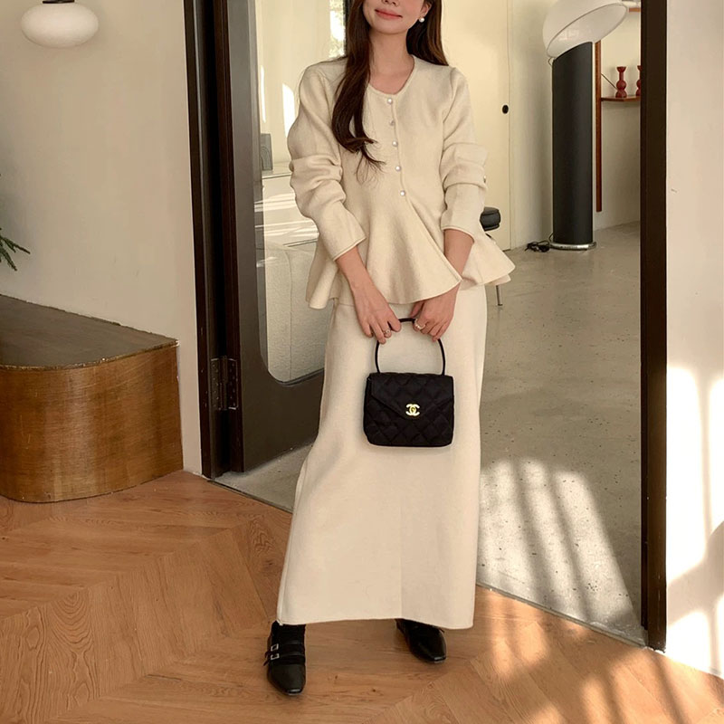 ANNAS 紅色毛呢傘狀套裝 毛衣外套長裙 氣質套裝 紅色套裝 貴婦 高級感 過年 新年 2024龍年喜氣穿搭 7