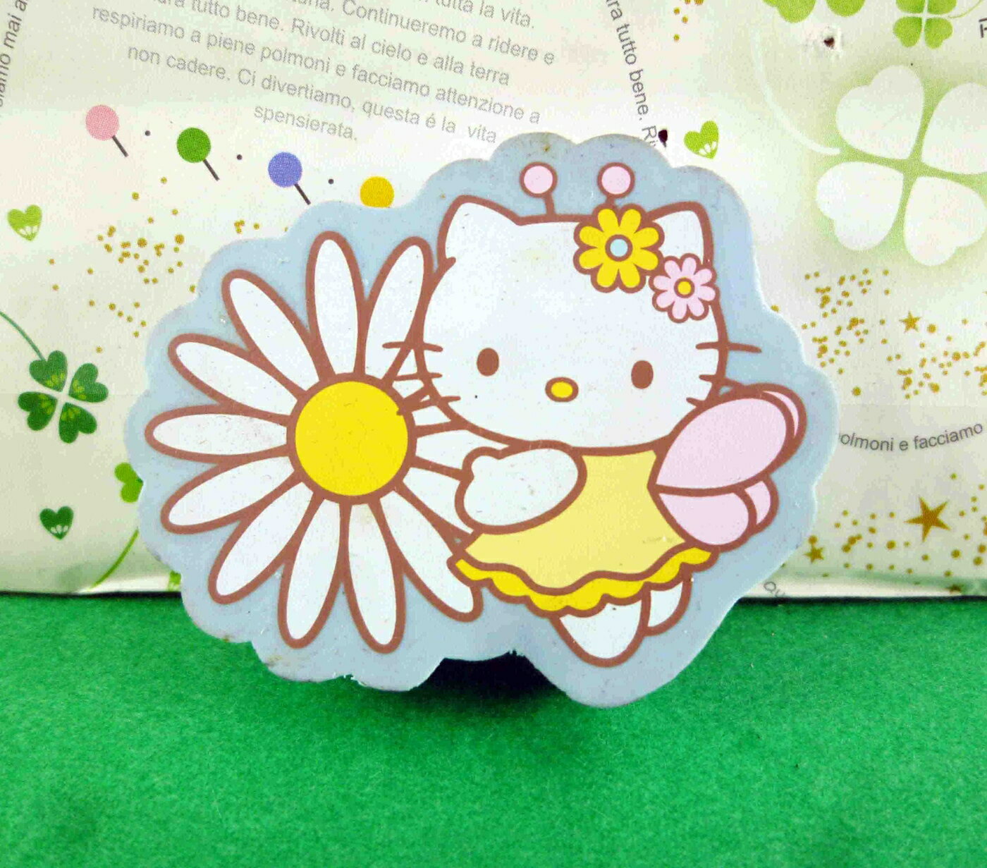 【震撼精品百貨】Hello Kitty 凱蒂貓 造型橡皮擦-藍小菊花 震撼日式精品百貨