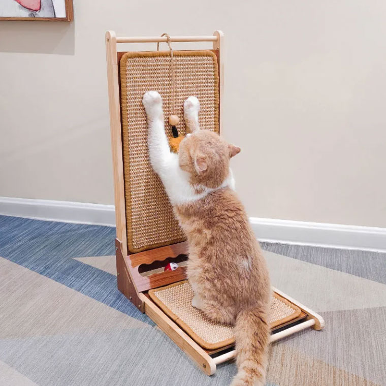 免運 立式劍麻貓抓板 耐磨不掉屑 三角可摺疊貓抓板 防護沙發牆角貓爪墊 貓咪玩具 寵物用品