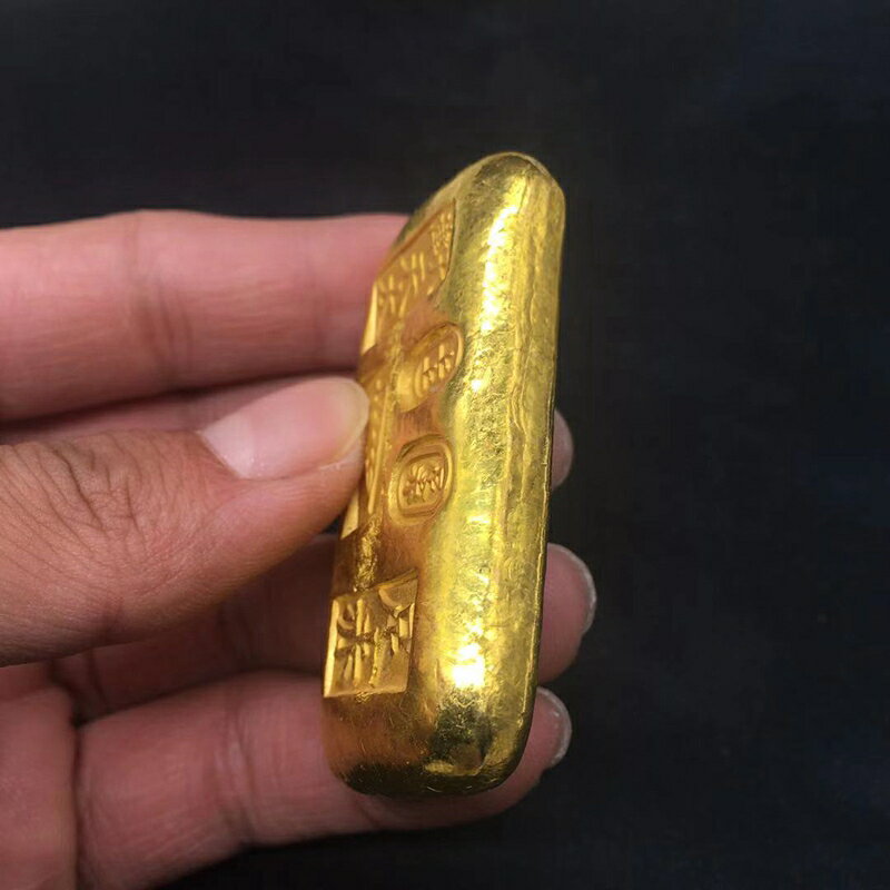 中国古金 足赤 天津 萬寶 金錠 金鍛 金餅 金條 金塊 金運 縁起物 飾り 古玩古董民國天津天太金行上品足赤金餅金錠金條小黃魚影視道具1入| 銀