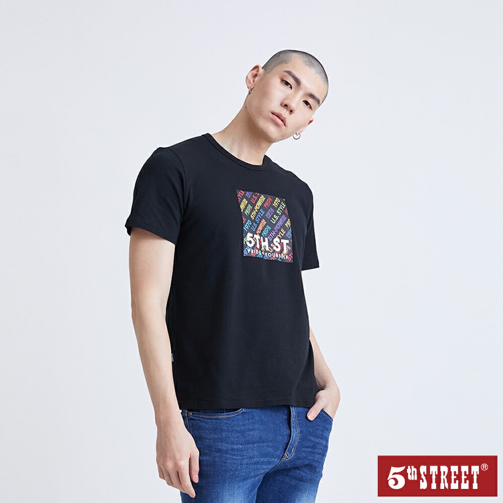 中性平權彩虹印花短袖T恤-黑色 (570835) 【5th STREET】【全館滿$3000贈環保餐具收納包】