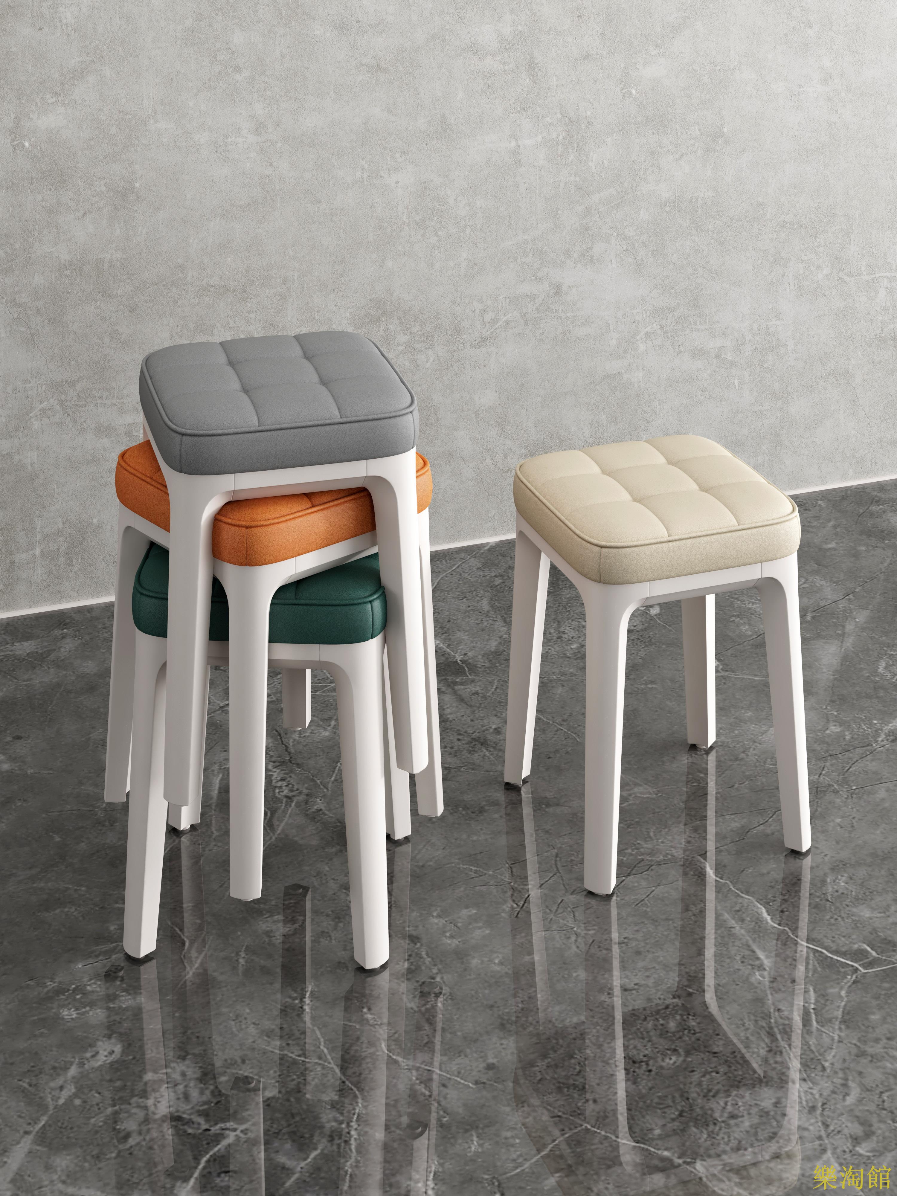 家用餐桌凳子現代簡約椅子可疊放方凳網紅化妝梳妝臺塑料軟包餐椅