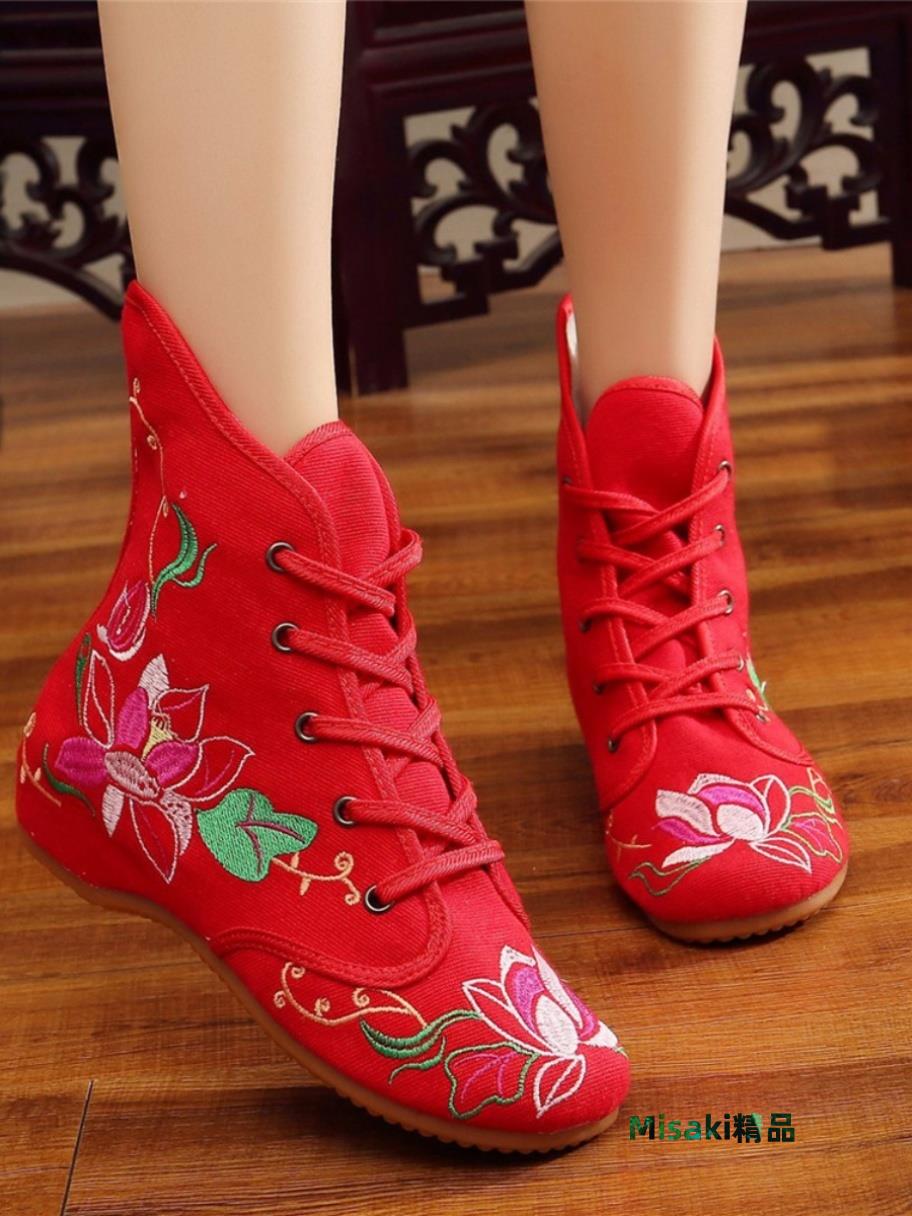 老北京布鞋女冬季2019新款繡花靴民族風 內增高坡跟漢服鞋廣場舞-Misaki精品