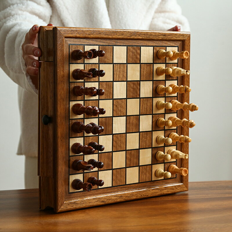 國際象棋西洋棋摺疊棋盤國際象棋木質磁性套裝抽屜款高檔胡桃木實木沙比 