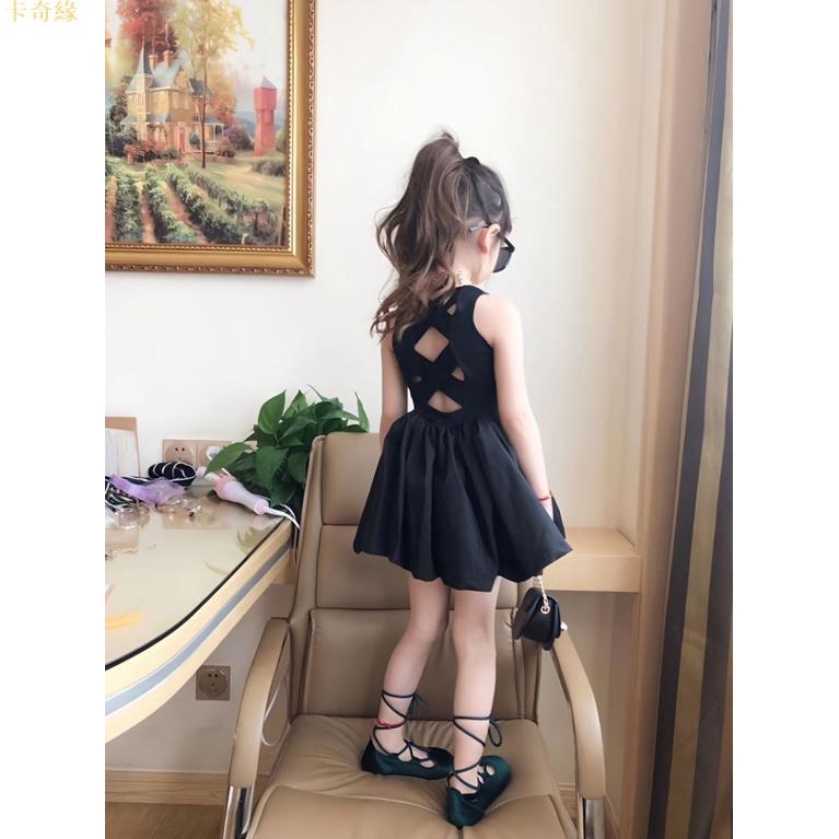 網紅女童洋裝夏季2023新款童裝兒童後背交叉赫本風小黑裙蓬蓬裙