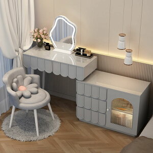 法式奶油風梳妝臺收納柜一體輕奢現代簡約可伸縮實木化妝桌臥室