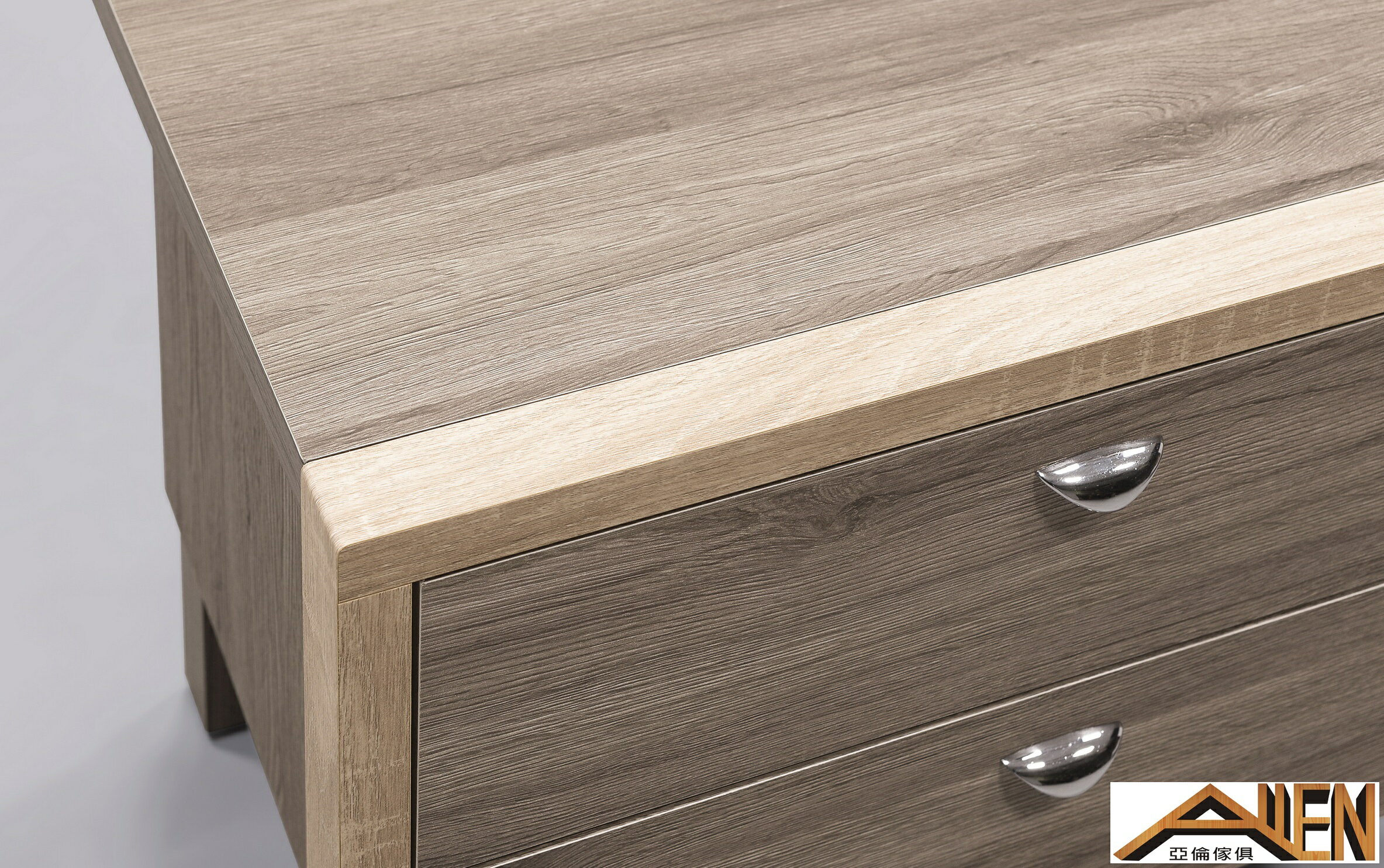 亞倫傢俱*肯尼斯耐磨木紋五斗櫃 1