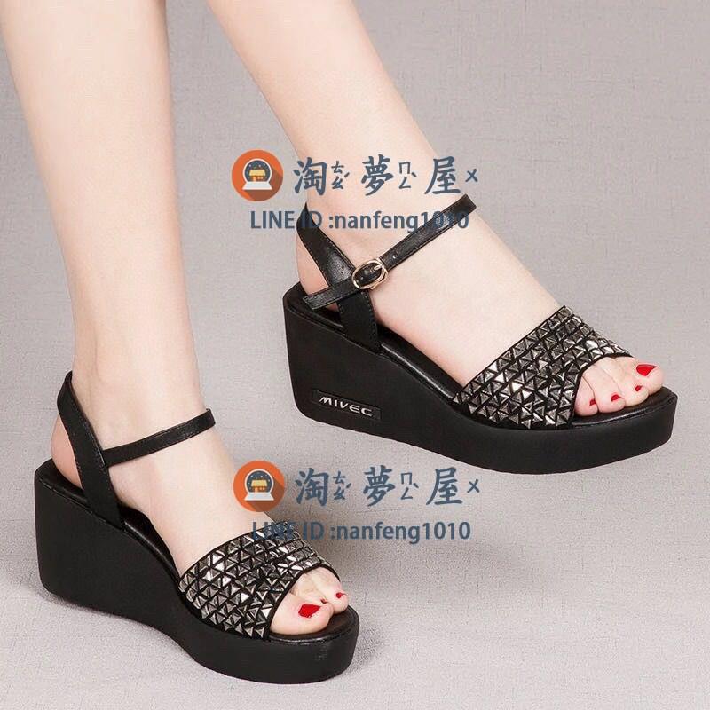 魚嘴鞋厚底露趾高跟涼鞋女百搭女鞋歐洲站水鉆坡跟松糕鞋【淘夢屋】