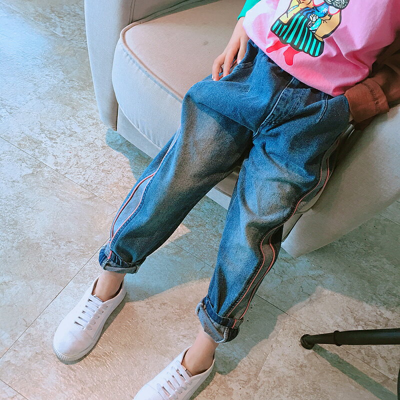 中小童女童春秋季新款女寶寶拉邊兒童牛仔褲 寬松寶寶褲子1入