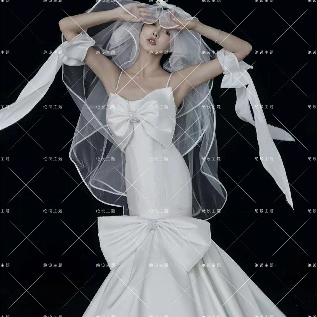 影樓主題服裝韓式旅拍婚紗攝影蝴蝶結魚尾裙緞面吊帶禮服情侶寫真