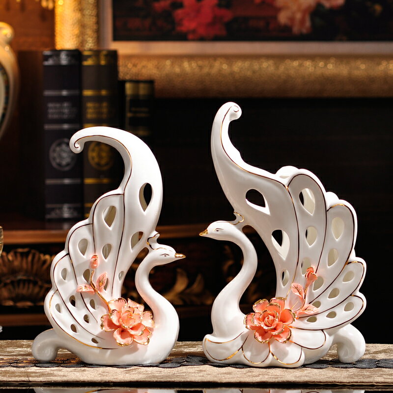 陶瓷天鵝擺件 現代歐式結婚禮品創意 電視柜酒柜家居飾品喬遷禮物