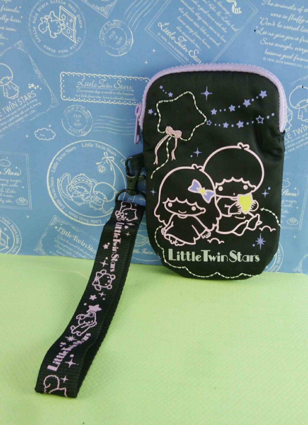 【震撼精品百貨】Little Twin Stars KiKi&LaLa 雙子星小天使 手機袋 黑 震撼日式精品百貨