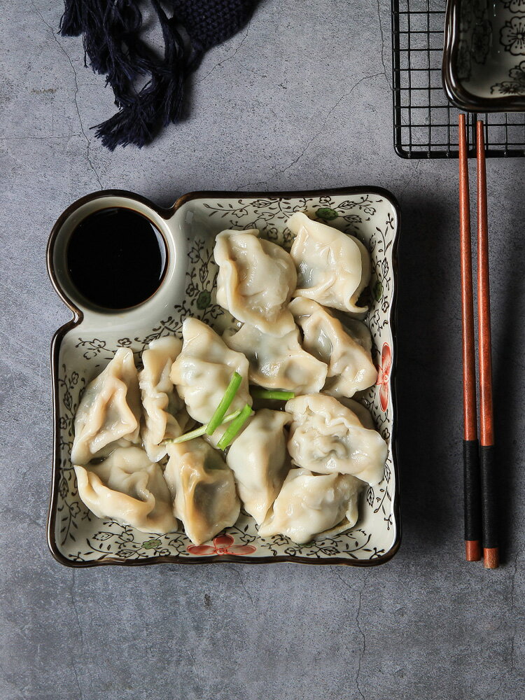 日式釉下彩陶瓷餐具簡約餃子盤帶醋碟創意專用盤子家用菜盤碟子