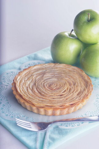 法式里昂蘋果派 6吋~ 每一口都吃的到酸甜的蘋果 1