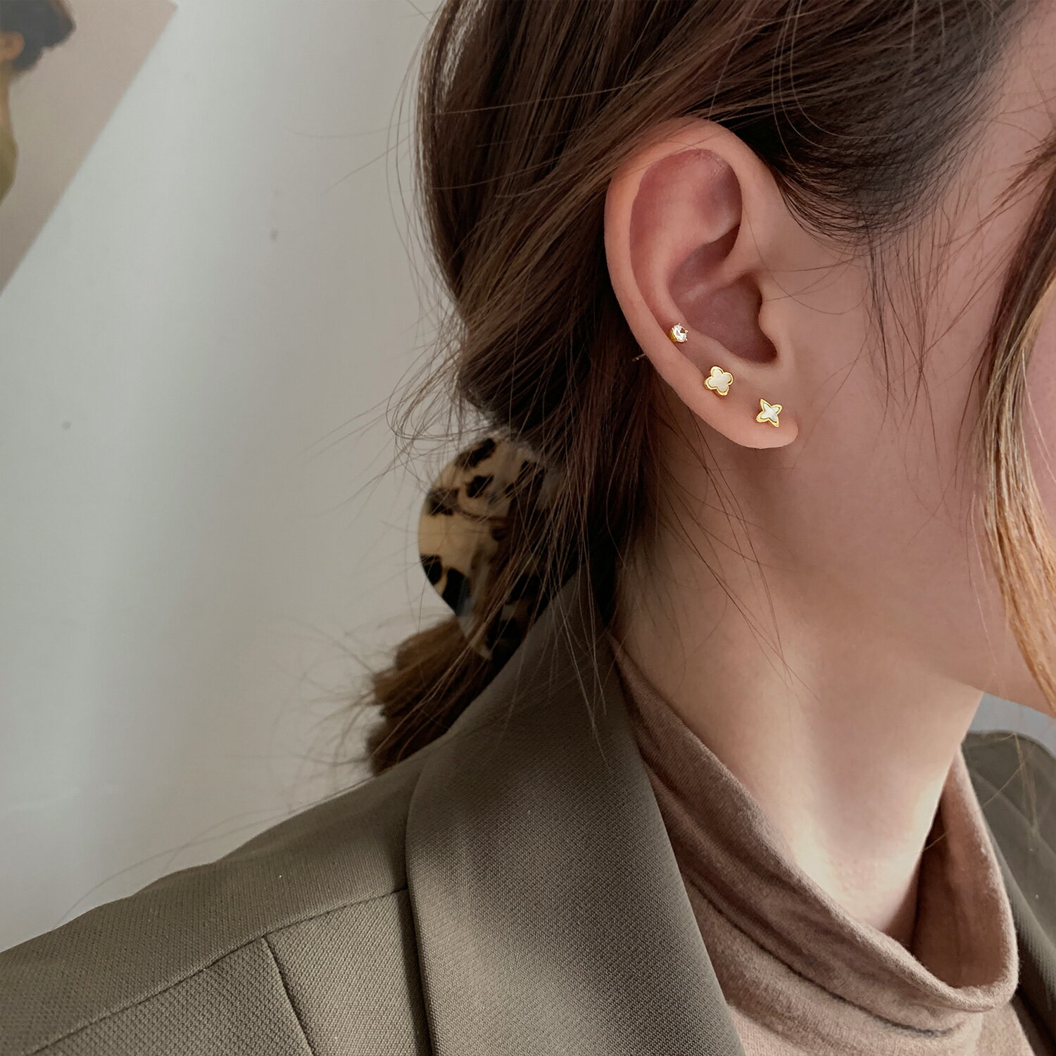 s925純銀貝殼幸運草耳釘套裝組合簡約女小巧氣質珍珠韓國養耳洞潮