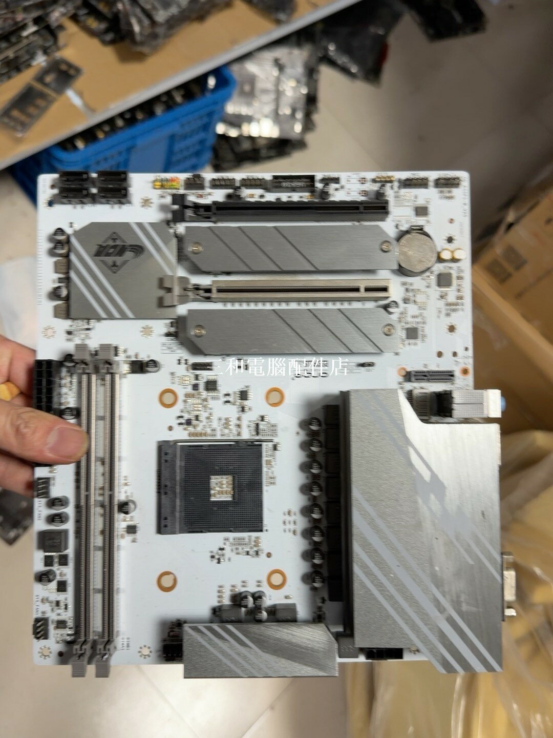 昂達B550 PLUS 主機板 AM4 支援AMD銳龍系列 DDR4 雙通道 介面齊全 新rette