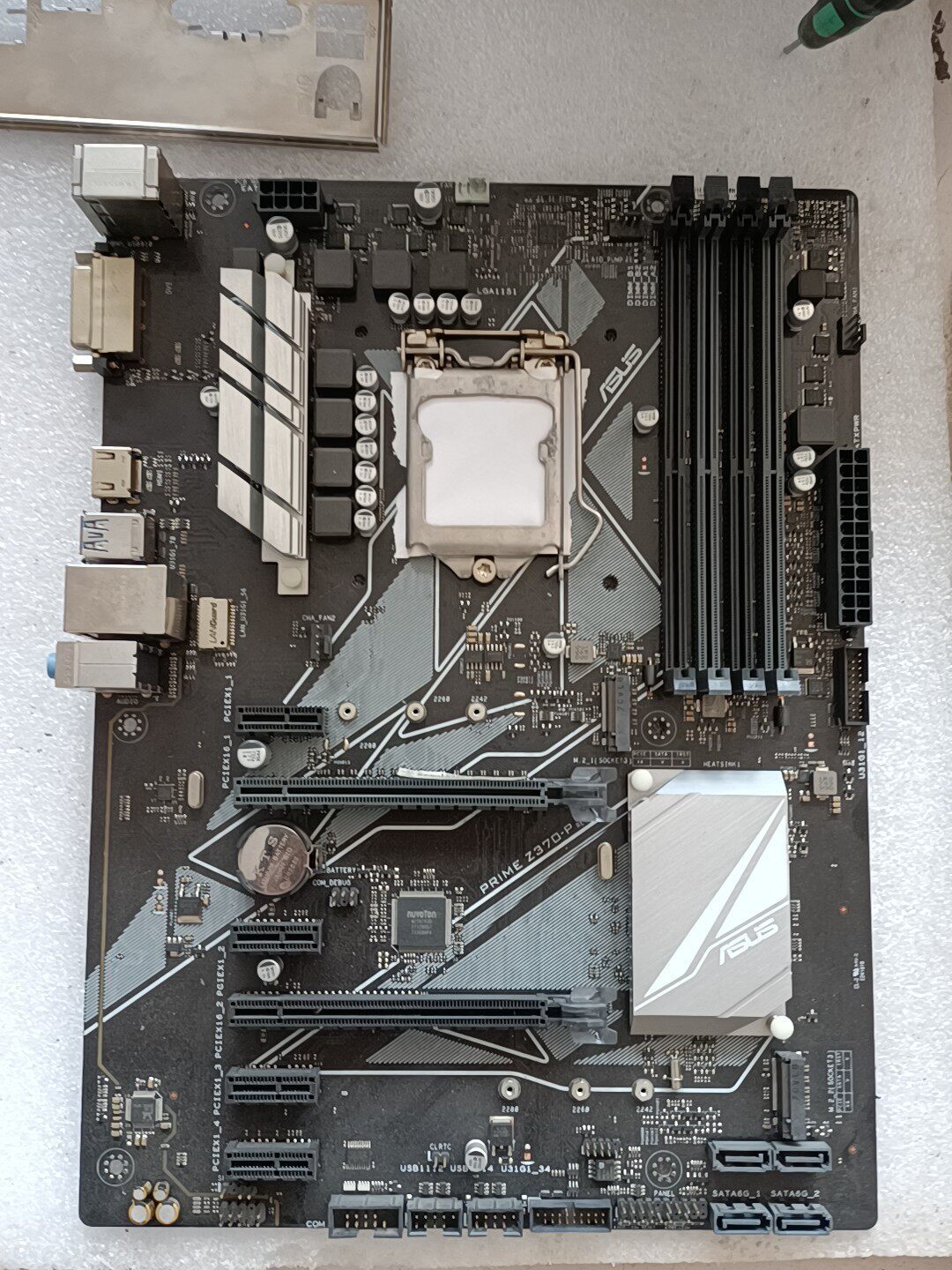 【現貨】華碩PRIME Z370-P主機板 功能完好 無維修無暗病 原裝擋板 實物拍攝 誠信包測 電腦主機板 零組件