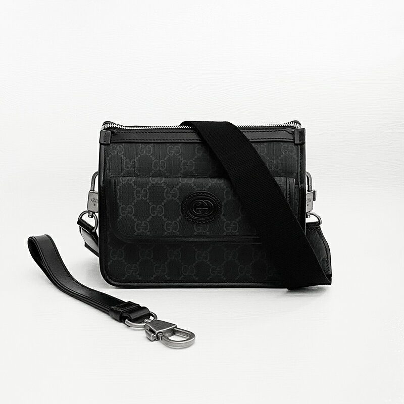 美國百分百【全新真品】GUCCI 皮包 Retro 郵差包 斜背包 手拿包 男包 歐洲精品 經典印花 黑色 CW65