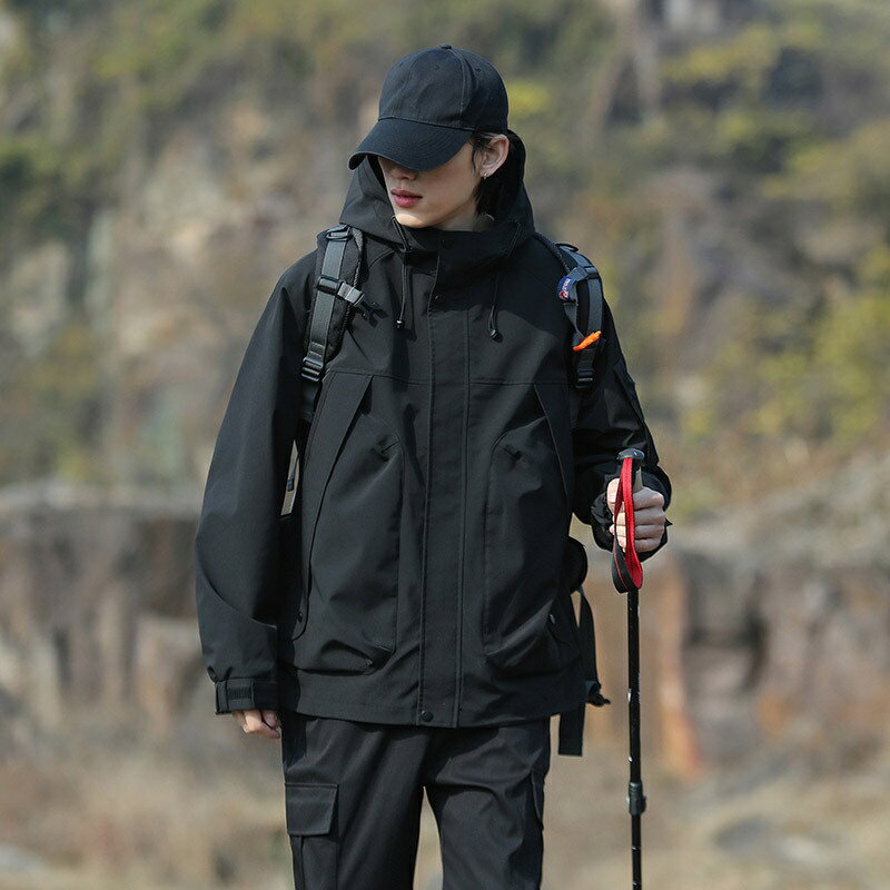 現貨+預購 衝鋒衣防風夾克-多功能戶外連帽登山男外套5色74kn68【獨家進口】【米蘭精品】