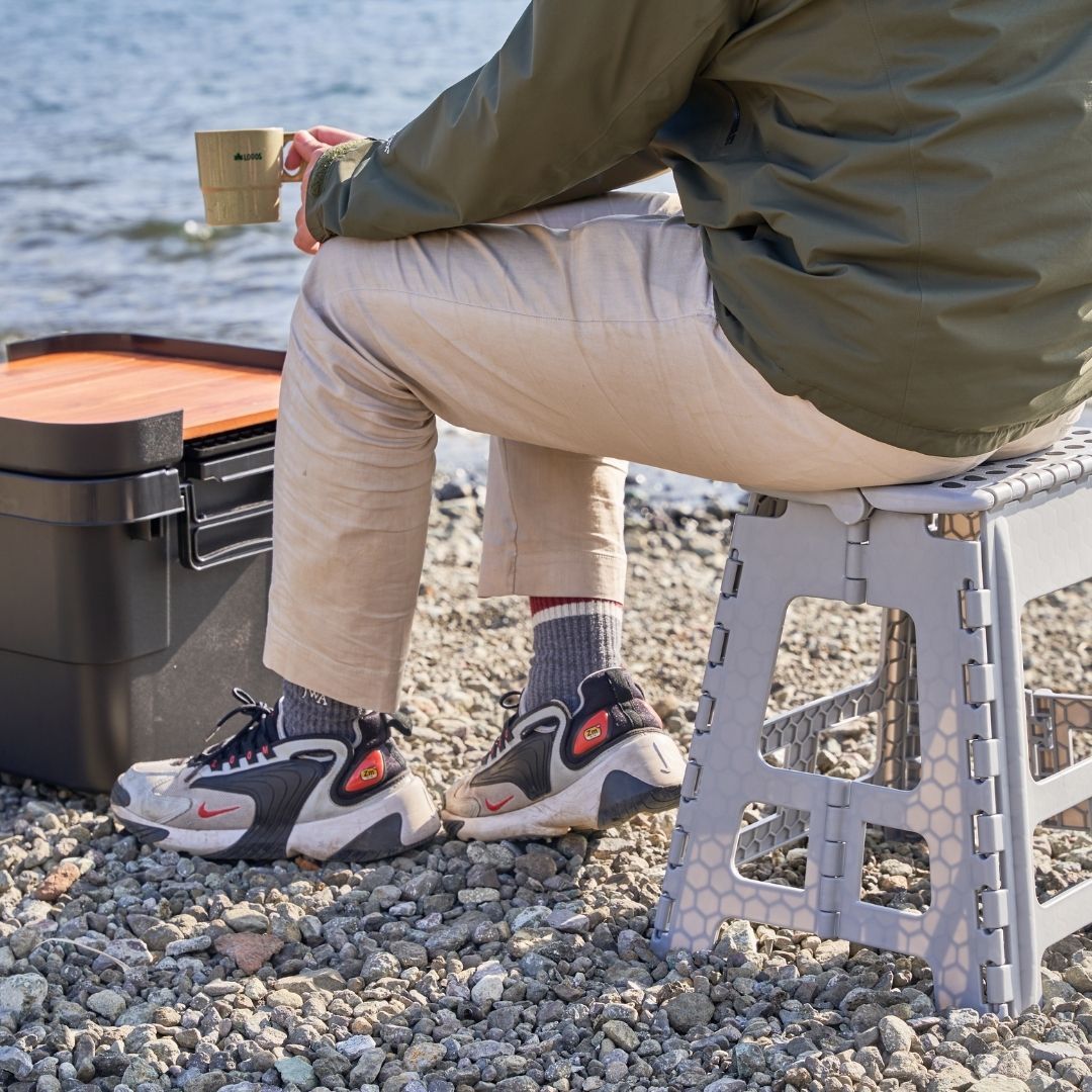 加厚塑料凳子戶外露營便攜式折疊凳釣魚凳家用浴室凳馬扎