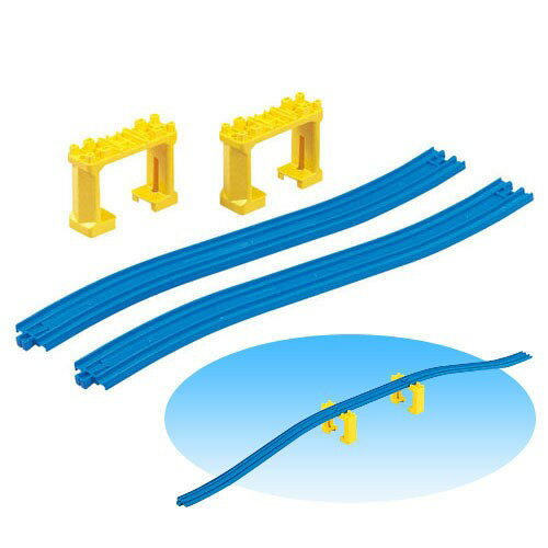 【Fun心玩】TP15007 麗嬰 日本 多美 PLARAIL 鐵道王國 R-06 新爬升軌(附橋墩) 火車 軌道