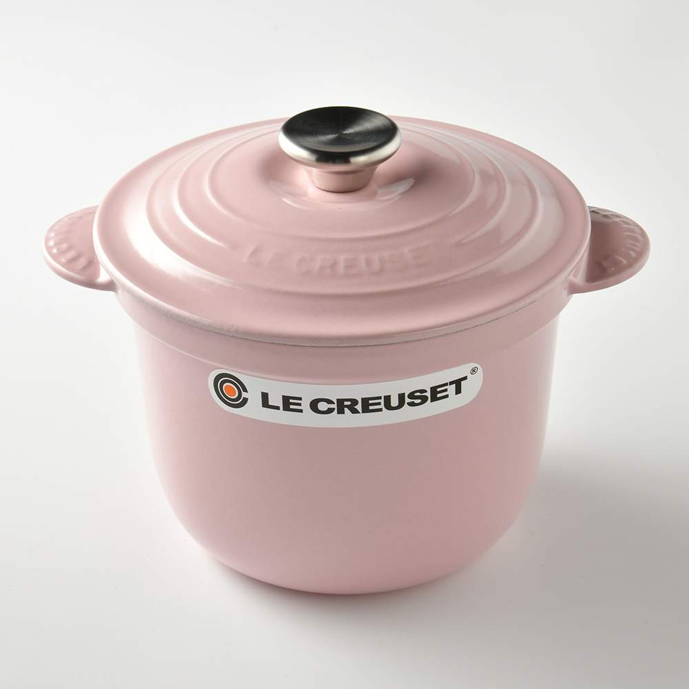 法國 LE CREUSET 萬用窈窕鑄鐵鍋 湯鍋 燉鍋 炒鍋 雪紡粉 20cm【$199超取免運】