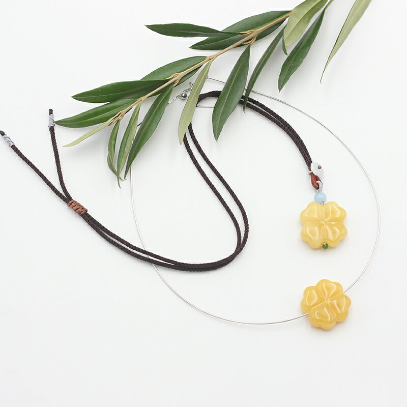 丹妮原創 天然雞油黃蜜蠟四葉草吊墜項鏈 S925純銀項圈高檔毛衣鏈 1